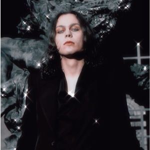 Meet your Posher, Ladee